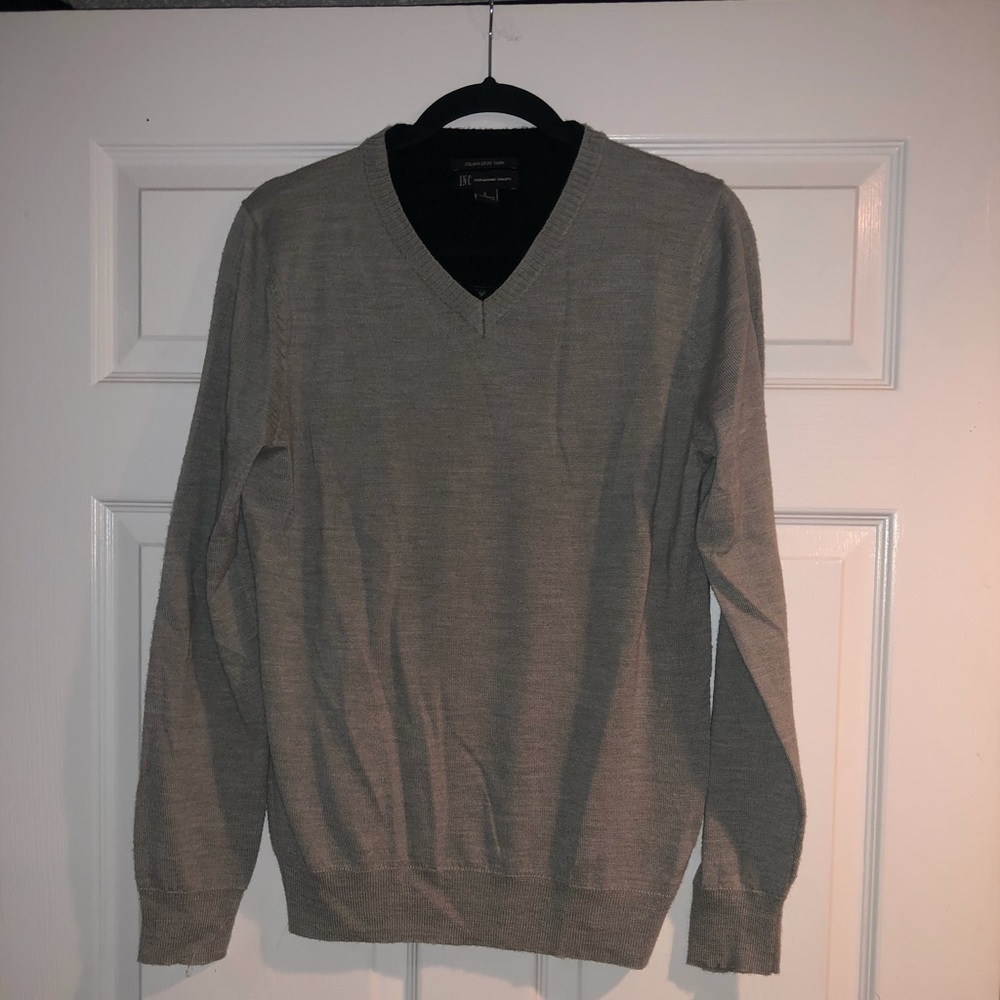 INC INTERNATIONAL CONCEPTS Grey V-Neck Sweater with Italian Spun Yarn